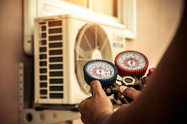 Professional Hvac Maintenance technician working in Hemphill, TX
